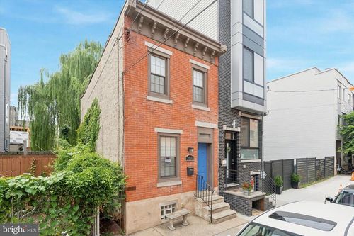 2036 E Boston St, PHILADELPHIA, PA, 19125-1216 | Card Image