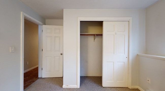 APT-4 - 17 Farrar Ave, Condo with 2 bedrooms, 1 bathrooms and 1 parking in Worcester MA | Image 8