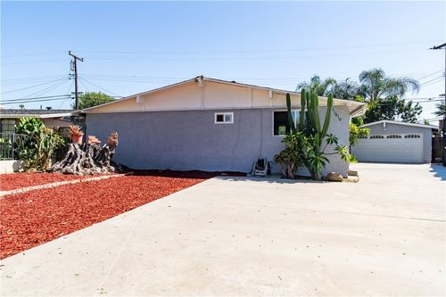 11610 Lochinvar St, Whittier, CA, 90606-3130 | Card Image