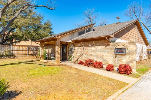 1-925 W Mitchell St, Arlington, TX, 76013-2538 | Card Image