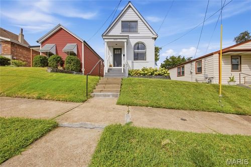 2621 Sublette Ave, Saint Louis, MO, 63139-1430 | Card Image
