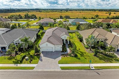 1049 River Wind Circle, House other with 3 bedrooms, 2 bathrooms and null parking in Bradenton FL | Image 2