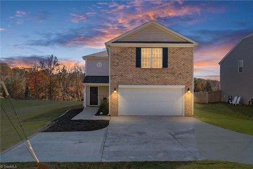 1112 Baileys Chapel Rd, Advance, NC, 27006-7148 | Card Image