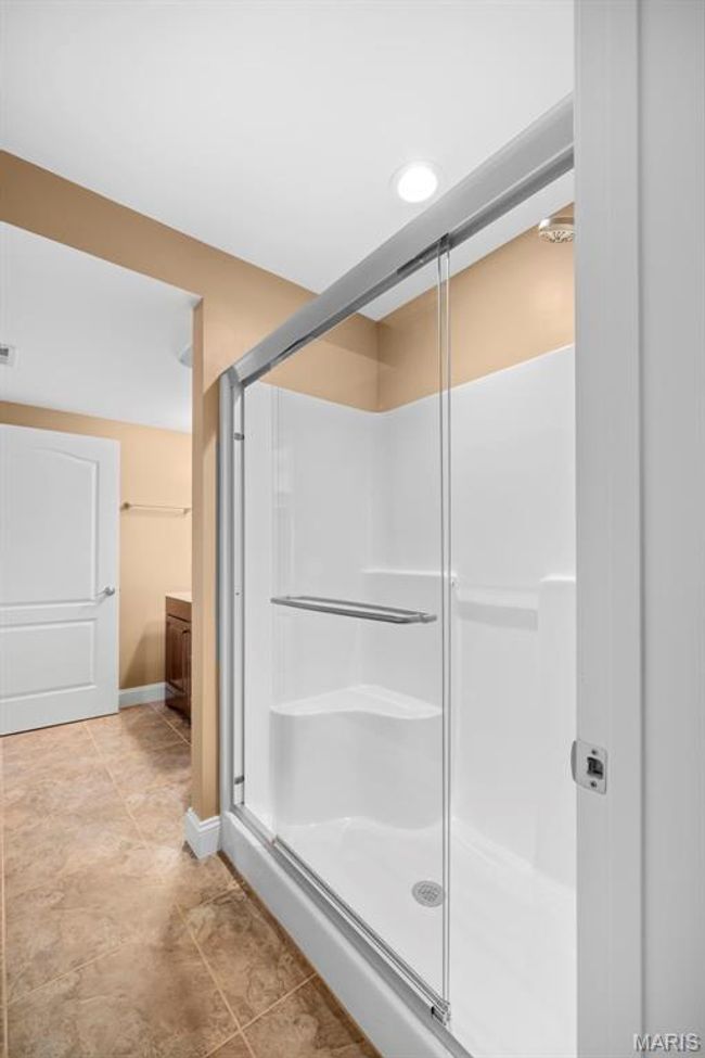 Full Bath | Image 45