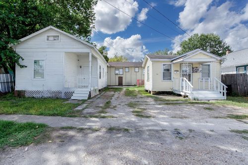 904 Panama St, Houston, TX, 77009-6847 | Card Image