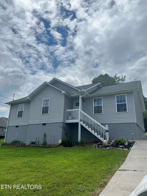164 Sandy Cir, La Follette, TN, 37766-5446 | Card Image