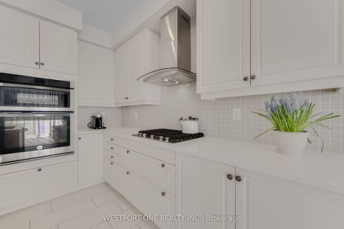 34 Kelso Dr, Caledonia, ON, N3W0B7 | Card Image