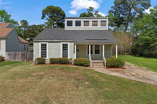 720 Cecile, Shreveport, LA, 71106 | Card Image