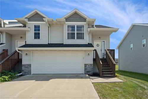 388 Tanglewood Dr, Solon, IA, 52333-7000 | Card Image