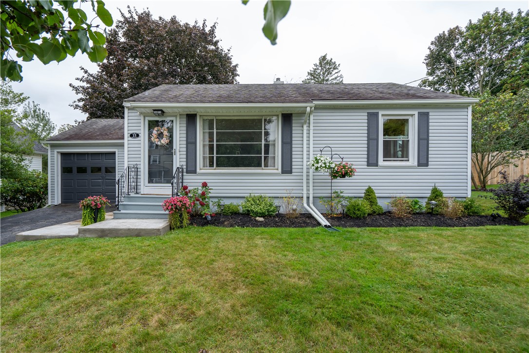 Orchard St, Perry, NY 14530
