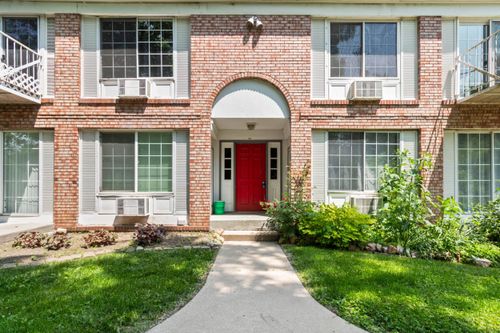 3-2146 Allen Boulevard, Middleton, WI, 54562 | Card Image