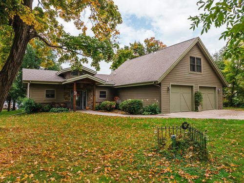 8964 Eyota Way, Onamia, MN, 56359-7949 | Card Image