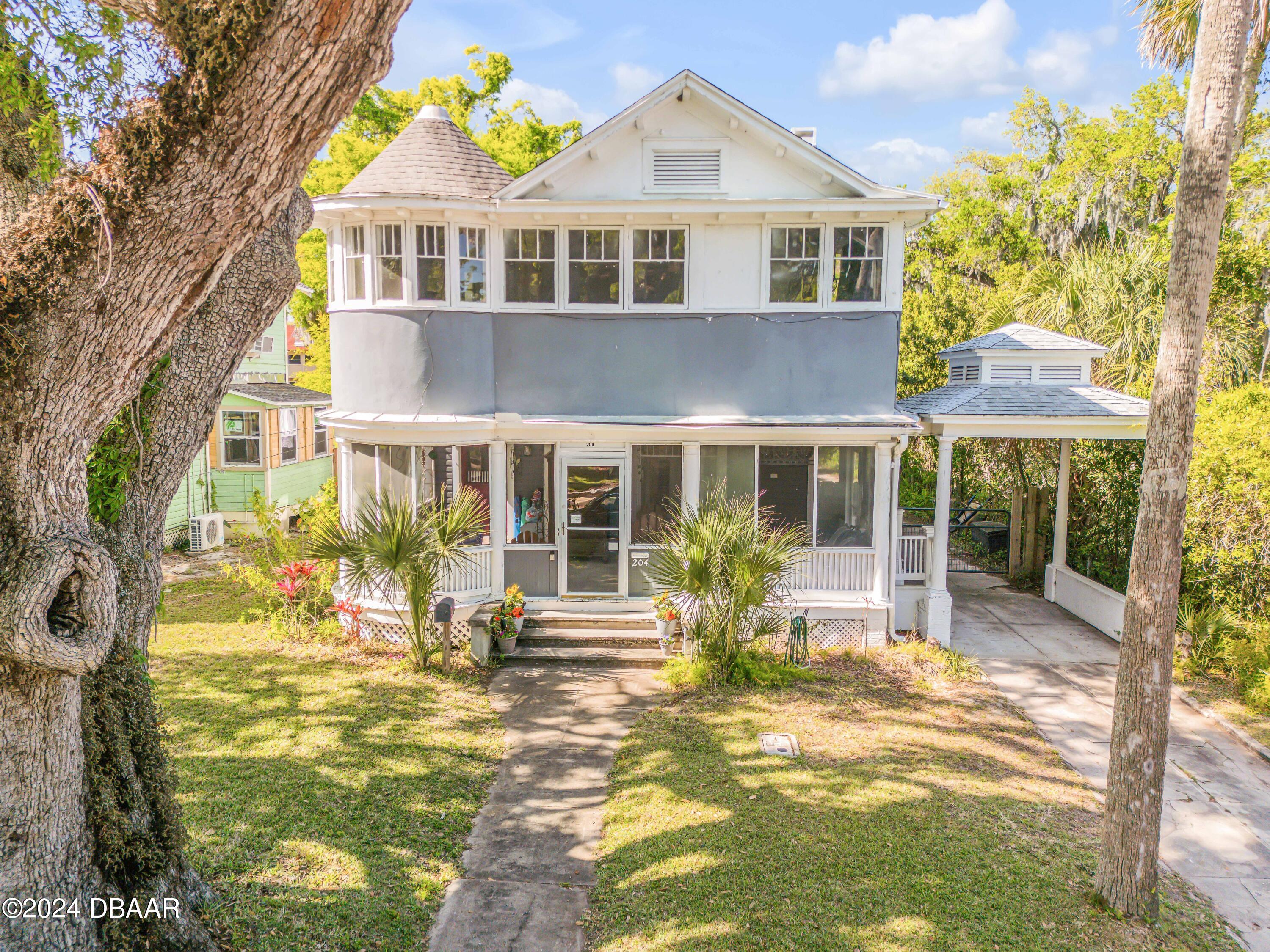 Fairview Ave, Daytona Beach, FL 32114