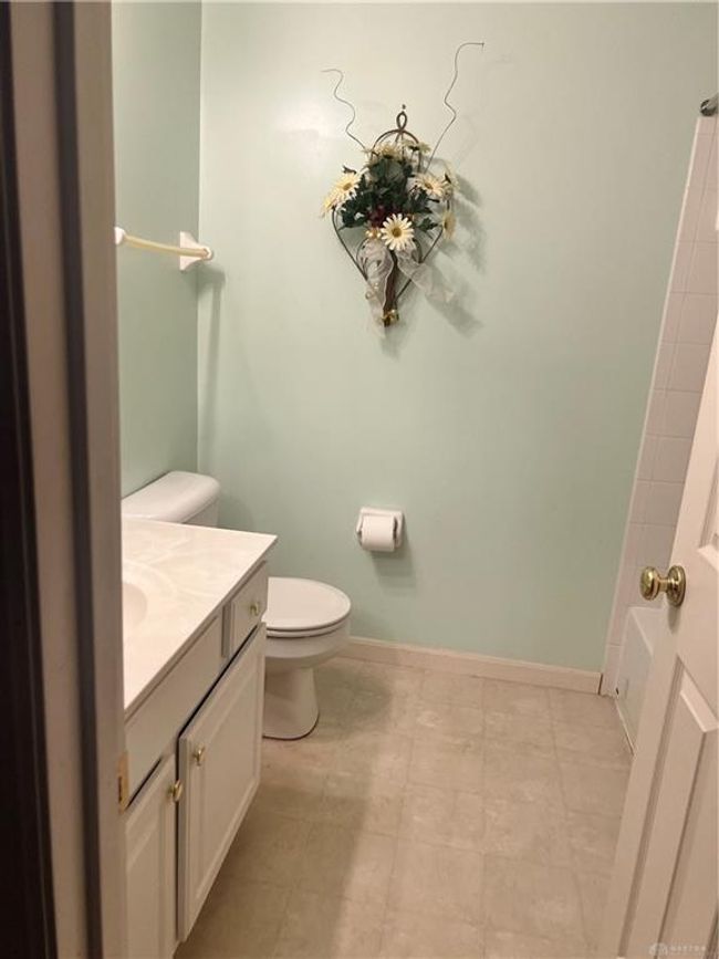 1008 Meadowsweet Dr, House other with 3 bedrooms, 2 bathrooms and null parking in Englewood OH | Image 9