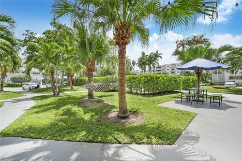 8-9800 E Bay Harbor Dr, Bay Harbor Islands, FL, 33154-3807 | Card Image