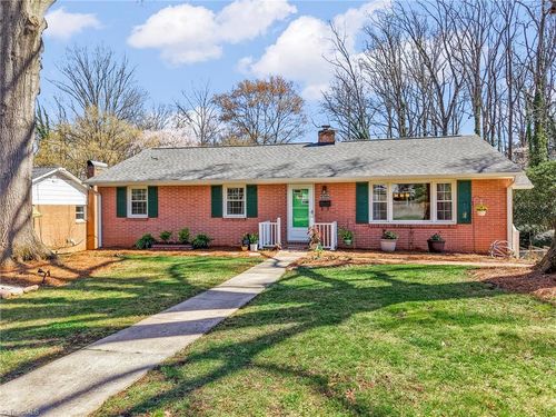 1633 Pembroke Ave, Winston-Salem, NC, 27103-4710 | Card Image