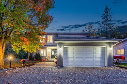 967 Upper Dwyer Hill Rd, Ottawa, ON, K0A1L0 | Card Image