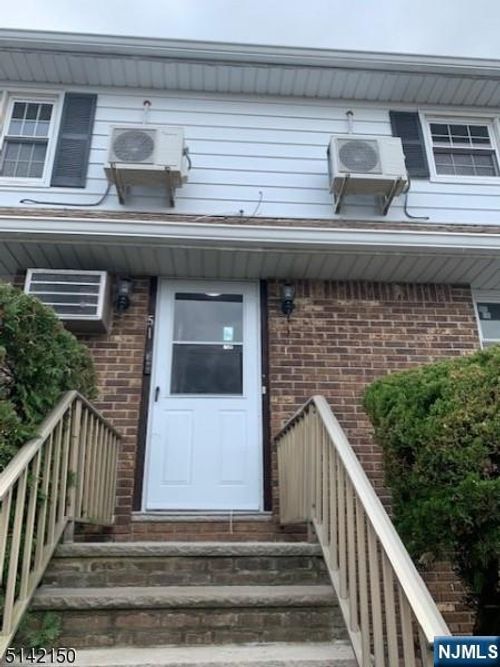 51 Haverhill, Woodland Park, NJ, 07424 | Card Image