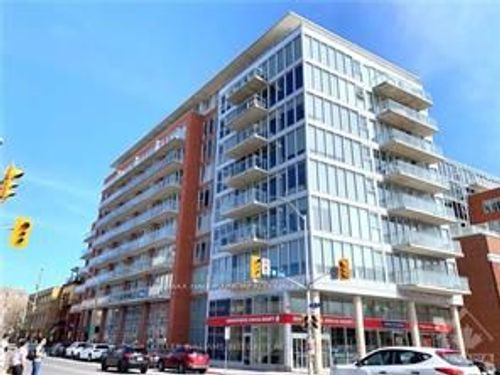 704-354 Gladstone Ave, Ottawa, ON, K2P0R4 | Card Image