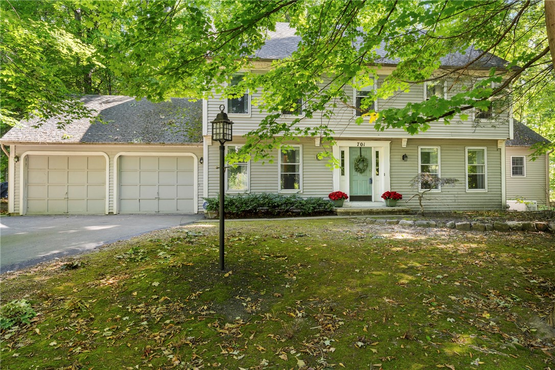 Middlebury Rd, Webster, NY 14580