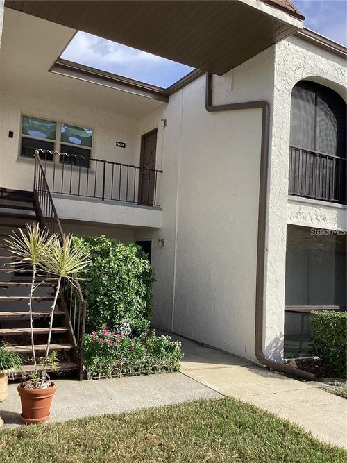 apt-704-7701 Starkey Rd, SEMINOLE, FL, 33777-4322 | Card Image