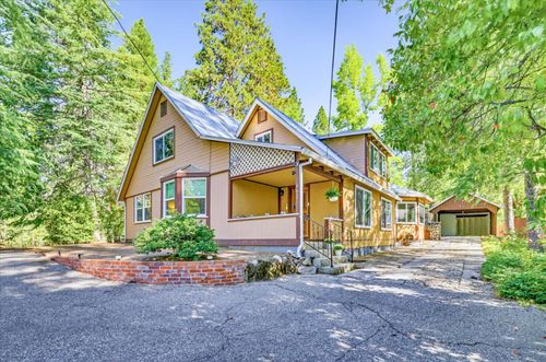 662 Nevada Street Ext, Nevada City, CA, 95959-2348 | Card Image
