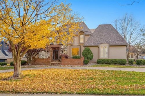 4009 W 110th St, Leawood, KS, 66211-1418 | Card Image