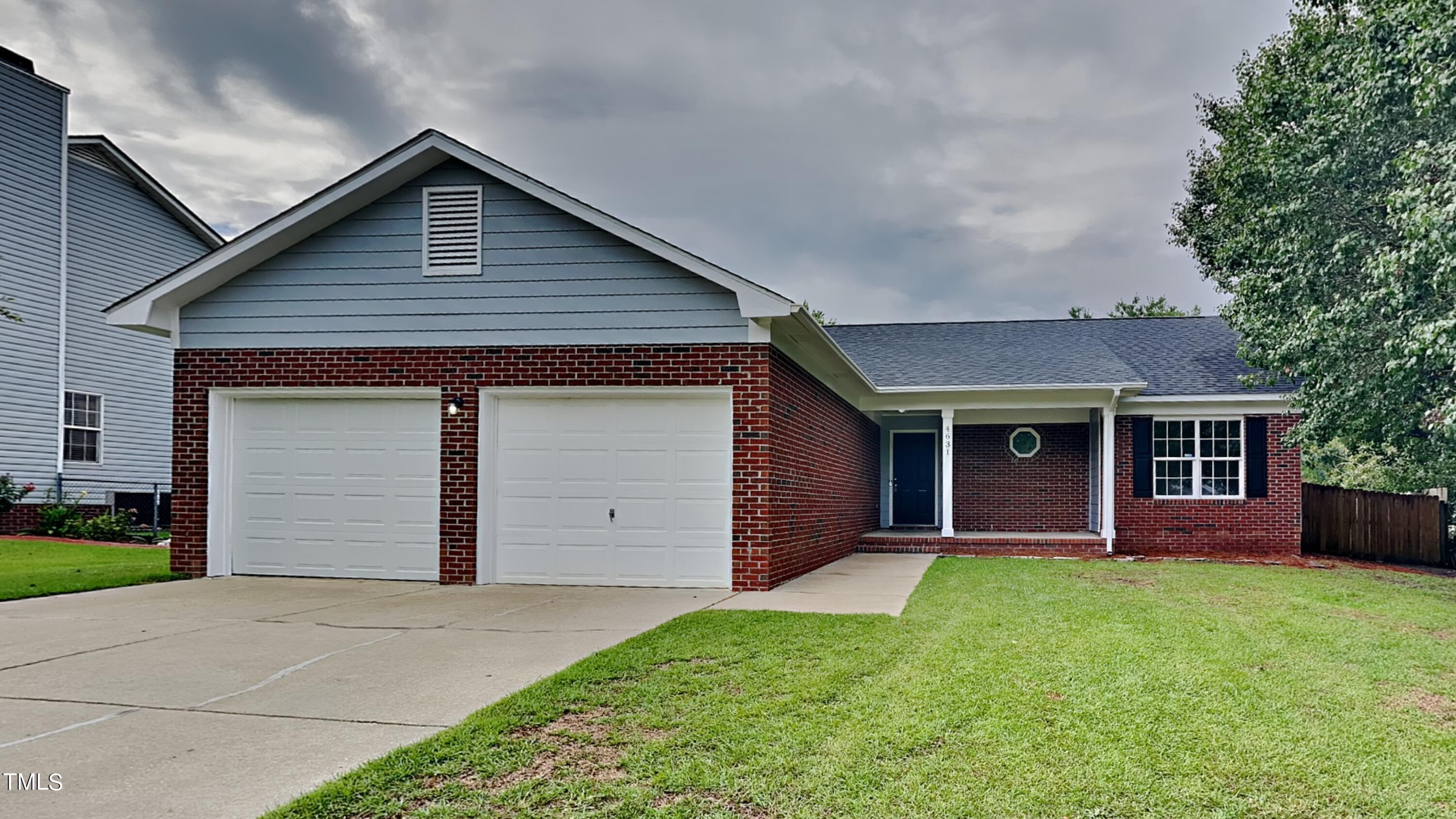 Dominique St, Hope Mills, NC 28348