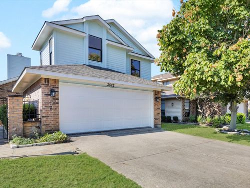 3822 Clover Hill Ln, Carrollton, TX, 75007-2340 | Card Image