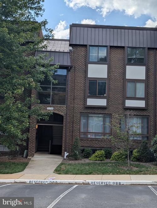 101-114 Roberts Ln, ALEXANDRIA, VA, 22314-4625 | Card Image