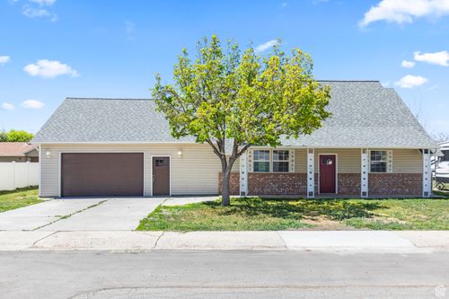 604 Desert Willow Cir, Salina, UT, 84654-5540 | Card Image