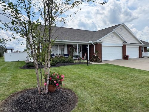 51982 Blue Spruce Dr, Saint Clairsville, OH, 43950-8360 | Card Image