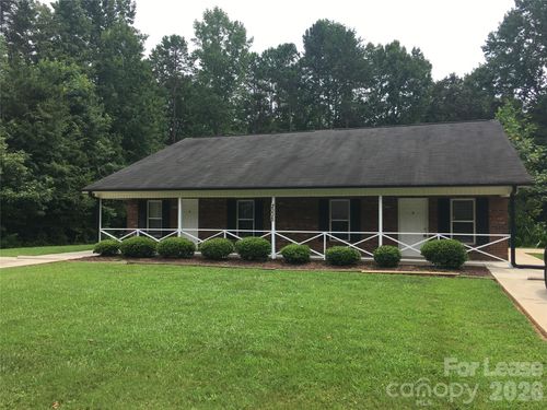 b-2008 Grandhaven Dr, Mount Holly, NC, 28120-8443 | Card Image