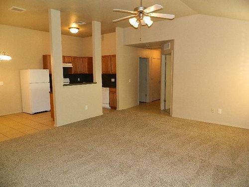 3603 Vanguard Dr, Yukon, OK, 73099-3205 | Card Image
