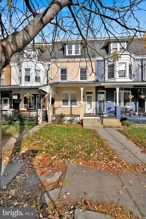 347 E Ross St, LANCASTER, PA, 17602-1941 | Card Image