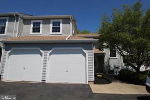 681A Rose Hollow Dr, YARDLEY, PA, 19067-6456 | Card Image