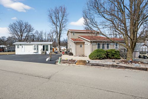 2 Largemouth Ln, Wilmington, IL, 60481-8775 | Card Image