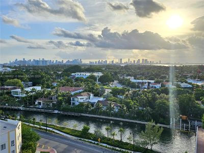 1207 - 2829 Indian Creek Dr, Condo with 1 bedrooms, 1 bathrooms and null parking in Miami Beach FL | Image 1