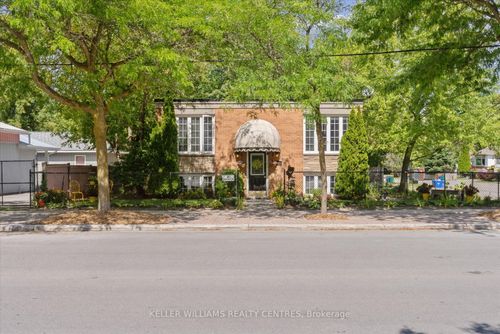 948 Lake Dr E, Jacksons Point, ON, L0E1L0 | Card Image