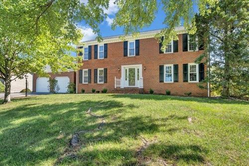 3959 Horsepen Mountain Dr, Vinton, VA, 24179-1127 | Card Image