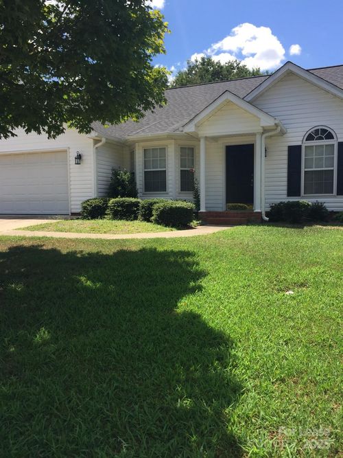 7430 Flodden Field Ct, Charlotte, NC, 28217-6424 | Card Image
