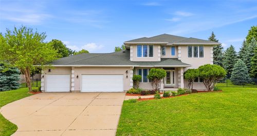 7012 Deer Horn Trl Ne, Cedar Rapids, IA, 52411-7798 | Card Image
