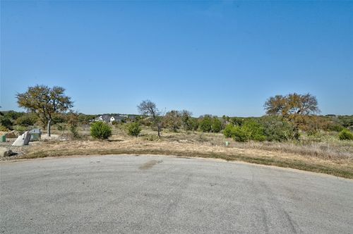 210 Enchanted Oak Pt, Spicewood, TX, 78669 | Card Image