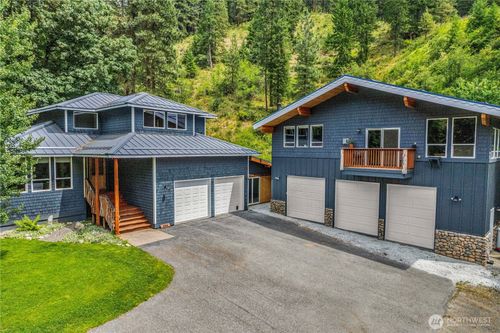 359 Timber Ridge Canyon Rd, Leavenworth, WA, 98826-9437 | Card Image