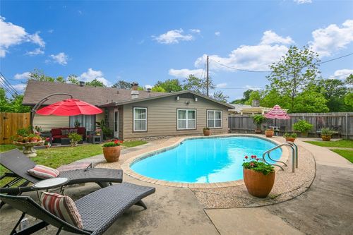 6702 Langston Dr, Austin, TX, 78723-2216 | Card Image