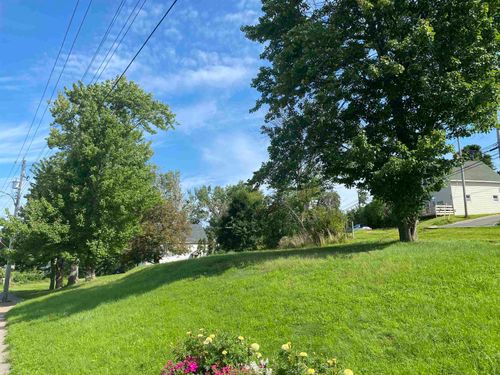 {{alt}} | Card Image