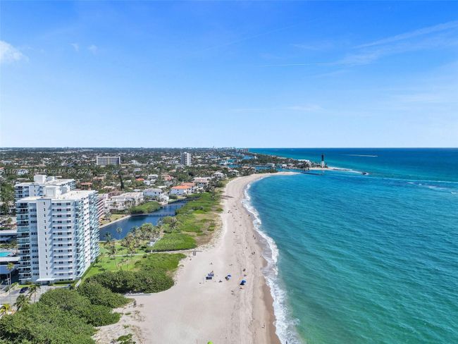 PH2 - 1610 N Ocean Blvd, Condo with 2 bedrooms, 2 bathrooms and null parking in Pompano Beach FL | Image 5