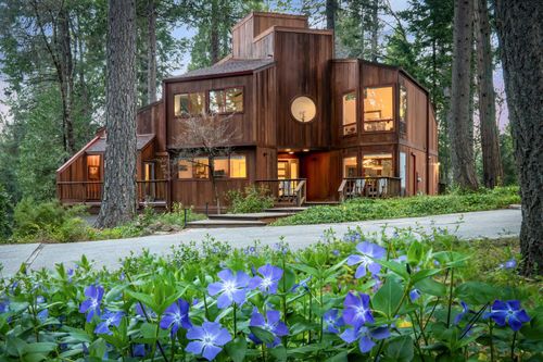 11582 Red Dog Rd, Nevada City, CA, 95959-9509 | Card Image