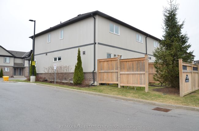 98 - 7768 Ascot Cir, Condo with 3 bedrooms, 4 bathrooms and 1 parking in Niagara Falls ON | Image 45