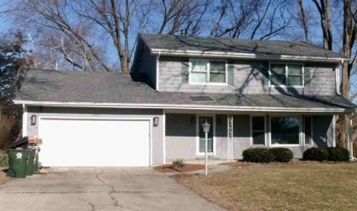 2021 Radcliffe Dr, Aurora, IL, 60506-5743 | Card Image